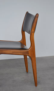 Set Of 4 Dining Chairs By Johannes Andersen For Uldum Møbelfabrik