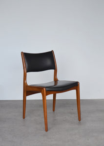 Set Of 4 Dining Chairs By Johannes Andersen For Uldum Møbelfabrik